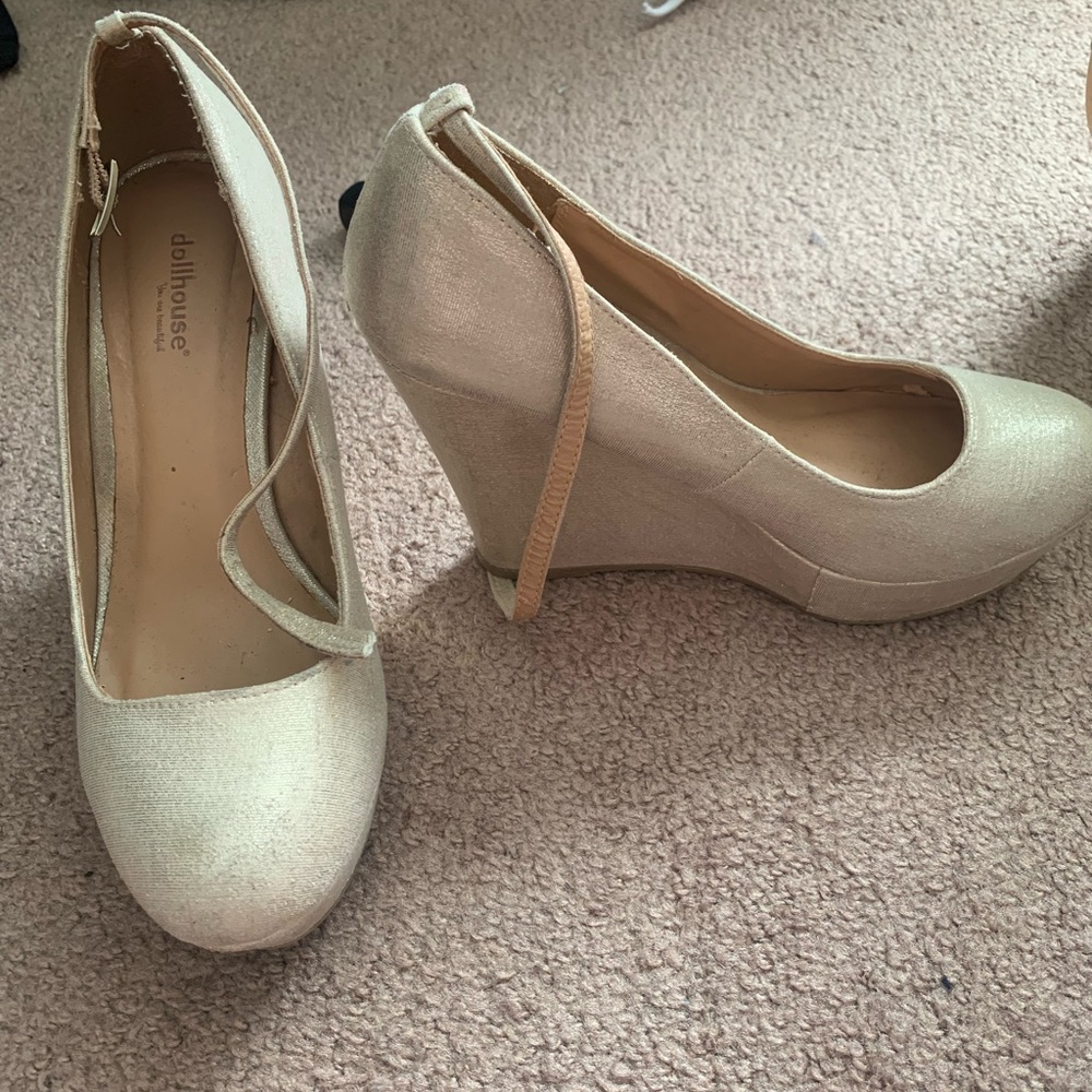 Glitter gold wedges